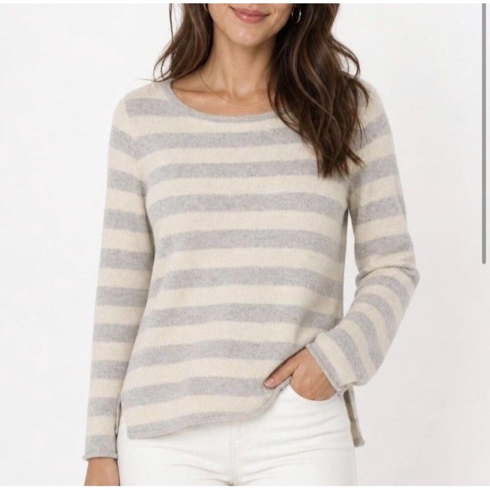 Athleta Women's Backcountry Gray Ivory Stripe 100% Cashmere Sweater L